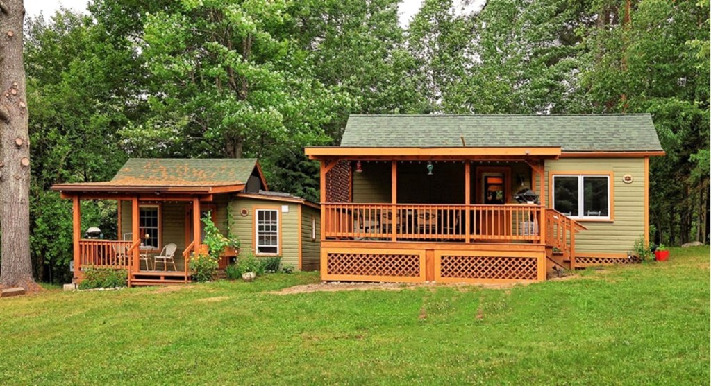 Cottages in Long Lake NY